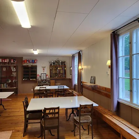 Hostel Wannabe Fu-47