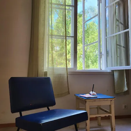 Wannabe Fu-47 Hostel *