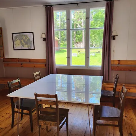 Hostel Wannabe Fu-47